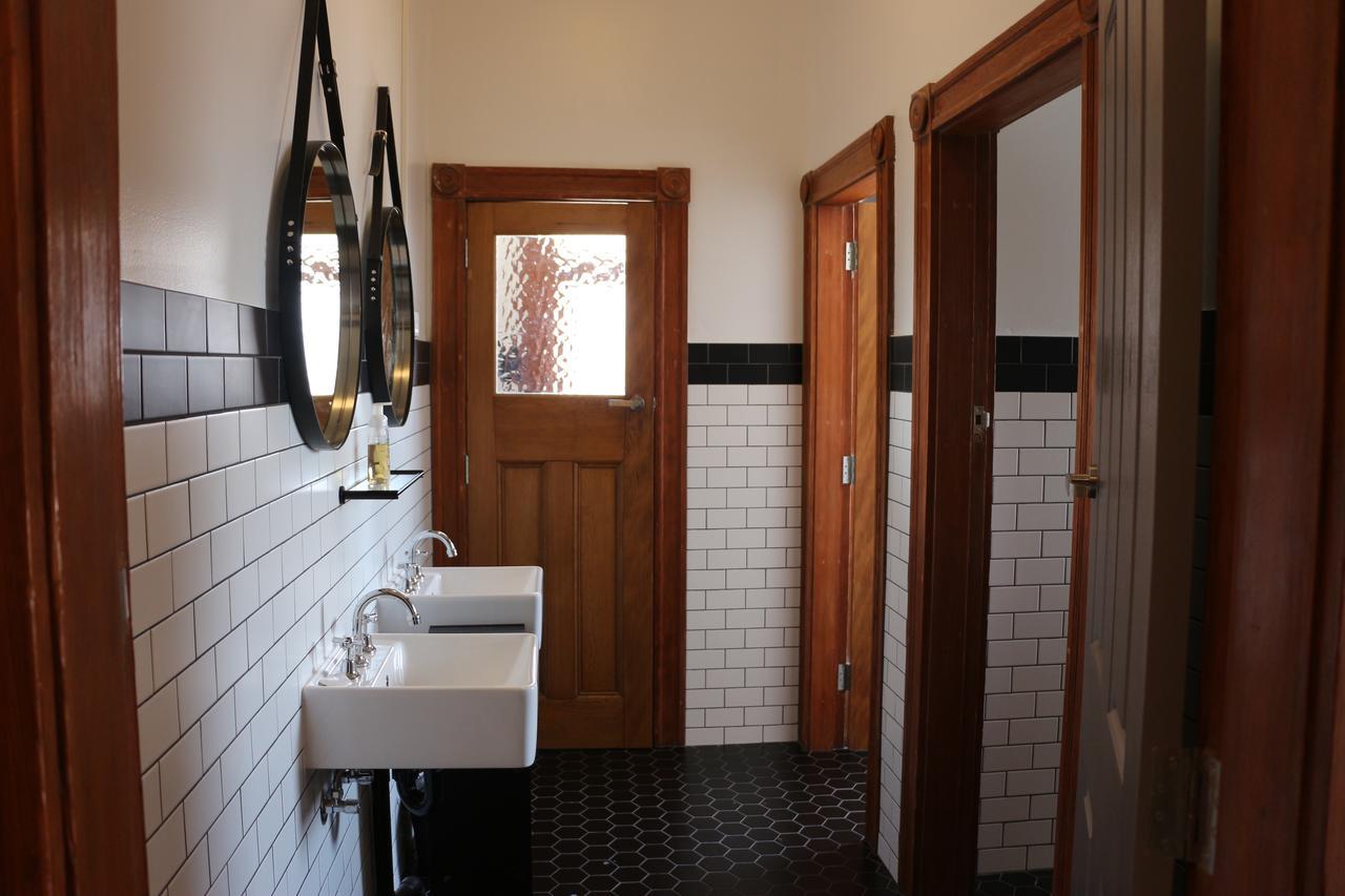 Guildford Hotel Eksteriør bilde